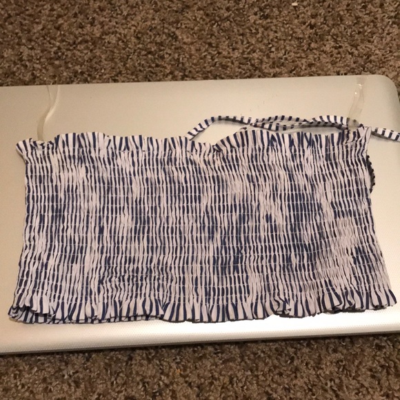 Laced up strip crop top - Picture 2 of 2